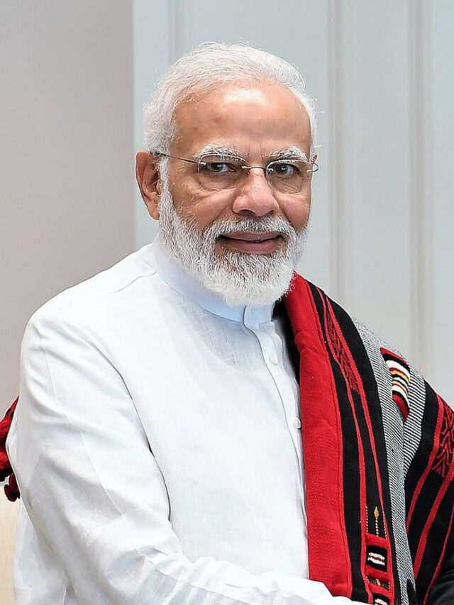 10 facts about
Narendra modi
you never know before